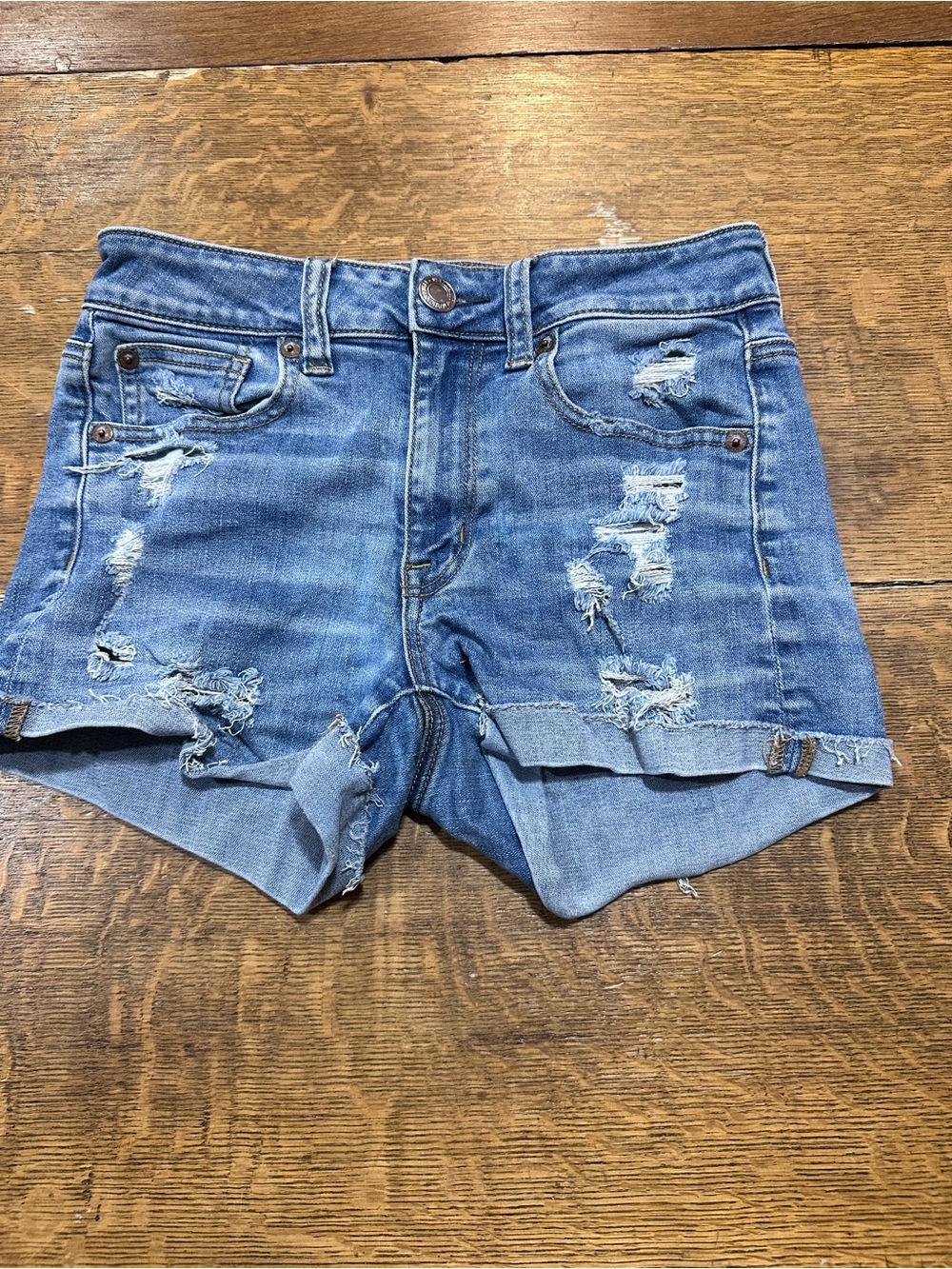American Eagle high‎ rise shortie Blue Distressed Denim Shorts sz 2